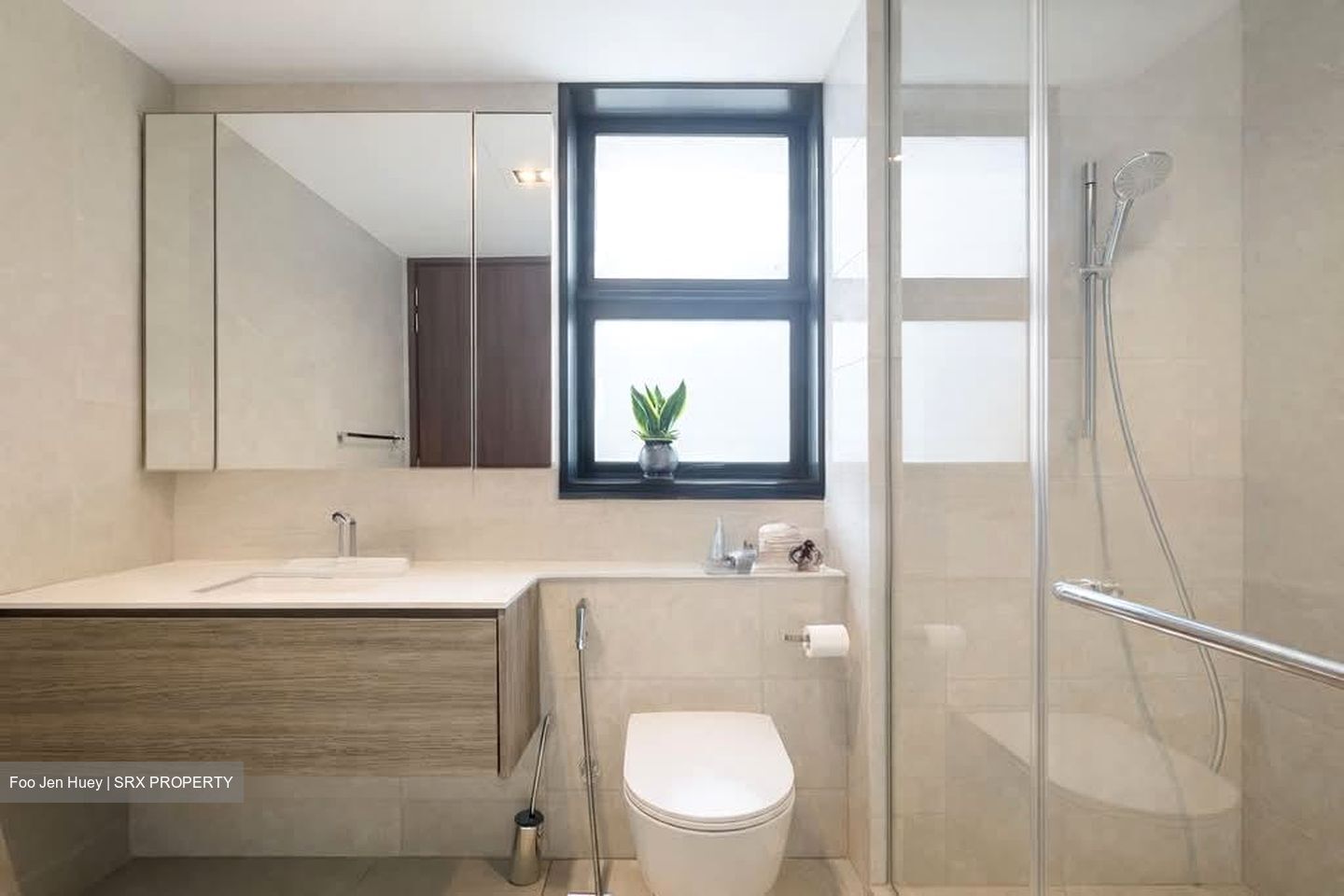 Royalgreen (D10), Condominium #543021011